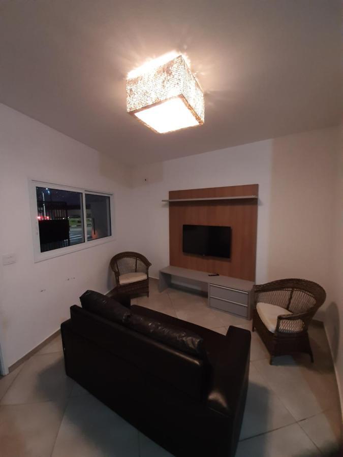 Sobrado Frente Ao Sesc, Wifi 300Mb, 2 Vagas Auto, Cozinha, Churrasqueira, Moderno E Reformado Bertioga Exterior foto